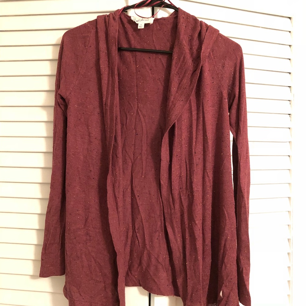 Lightweight hoodie sweater
